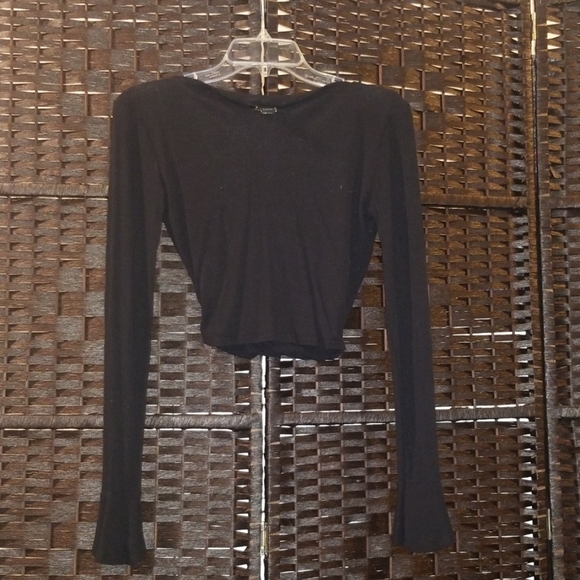 Black Ballerina Style Wrap Crop Top (🛍 Bundle ANY 6/$36) - Picture 2 of 3